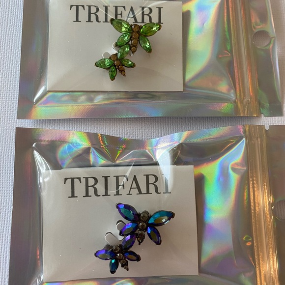 Trifari Double Butterfly Brooch - Picture 6 of 6